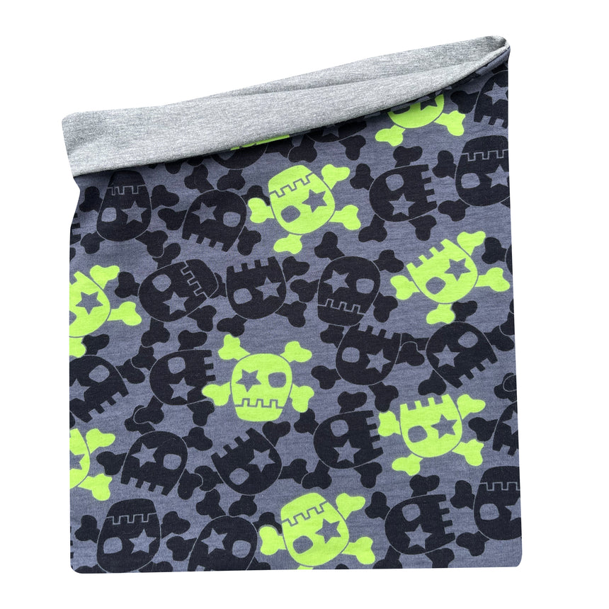 Wollhuhn LONG Loop, Jersey- oder Fleecefutter, mit Totenkopf-Motiv. Ideal für alle Altersgruppen, bietet Komfort und Schutz vor Witterungseinflüssen. Hochwertig handgefertigt in Deutschland.