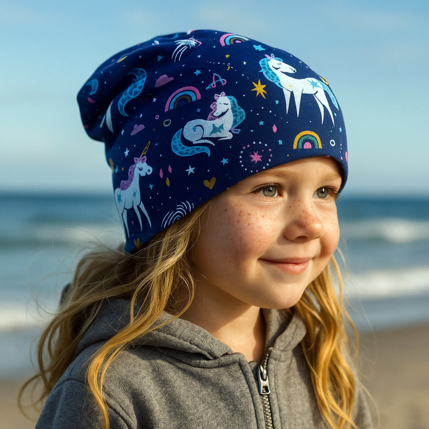 Wollhuhn Öko Long Beanie / Wendemütze, zweilagig, aus weichem Baumwolljersey, handgefertigt, bequem und formbeständig, ideal für Kinder und Jugendliche, ganzjährig tragbar.