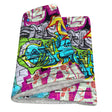 Wollhuhn Halstuch / Schlupfschal / Loop WARM mit Fleece, zeigt ein buntes Streetart/Graffiti-Muster, handgefertigt für Komfort und Wärme, ideal für Übergangszeiten.