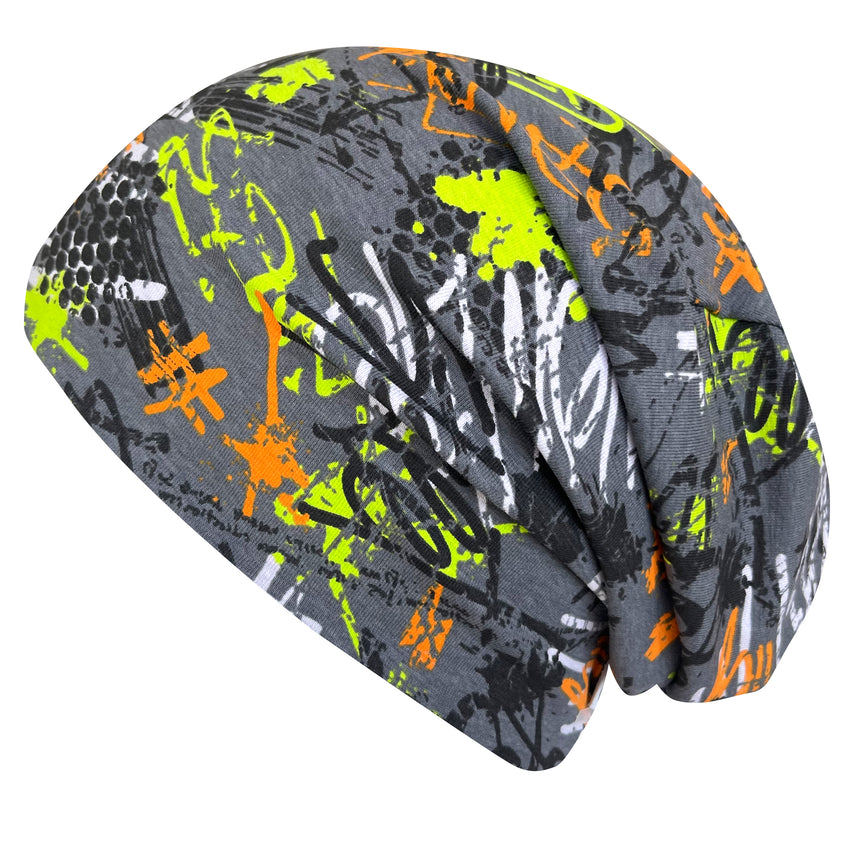 Wollhuhn Öko Long Beanie: Graue, zweilagige Wendemütze mit buntem Graffiti-Design. Hergestellt aus weichem Baumwolljersey, ideal für Kinder und ganzjährig tragbar.