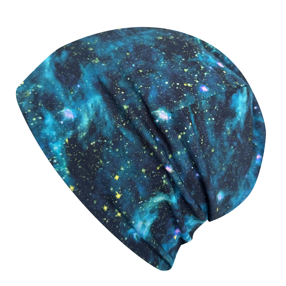Wollhuhn Öko Shorties Wendemütze: Handgemachte, zweilagige Beanie mit Space-Print, ideal für aktive Kinder. Komfortabel, dehnbar und perfekt für Helmträger.