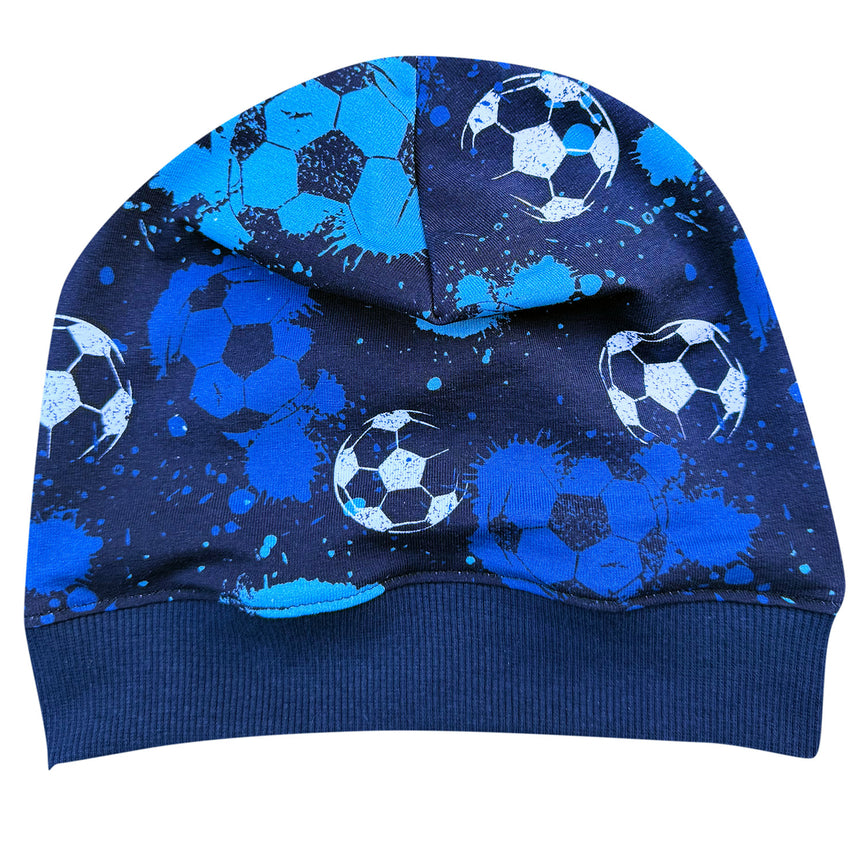 Wollhuhn Dünne Öko Beanie-Mütze Sommer/Übergang: Handgemachte, navyblaue Beanie mit Fußballmotiven und flexiblem Bündchen, ideal für Kinder, bequem unter Helmen tragbar.