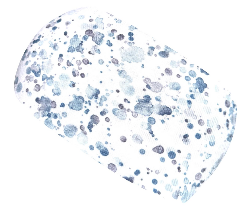 Wollhuhn Elastisches Öko Stirnband: Breites, zweilagiges Jersey-Stirnband mit Aquarellsprenkeln in Weiß/Blau, handgemacht aus weicher, atmungsaktiver Bio-Baumwolle.