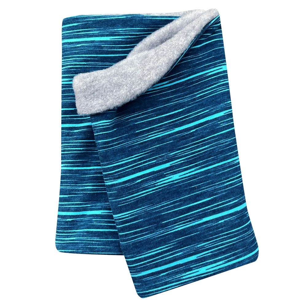 Wollhuhn Halstuch / Schlupfschal / Loop WARM mit Fleece-Innenfutter, blau-weiß gestreift, handgenäht, weich und kuschelig, ideal für kalte Tage.