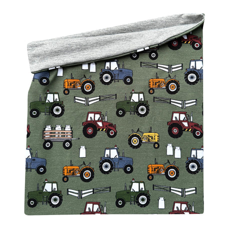 Wollhuhn LONG Loop, Trecker/Traktor Grün/Bunt: Handgemachter Schlauchschal mit Traktor-Motiv, vielseitig wendbar, ideal für Schutz und Komfort, geeignet für Kinder und Erwachsene.
