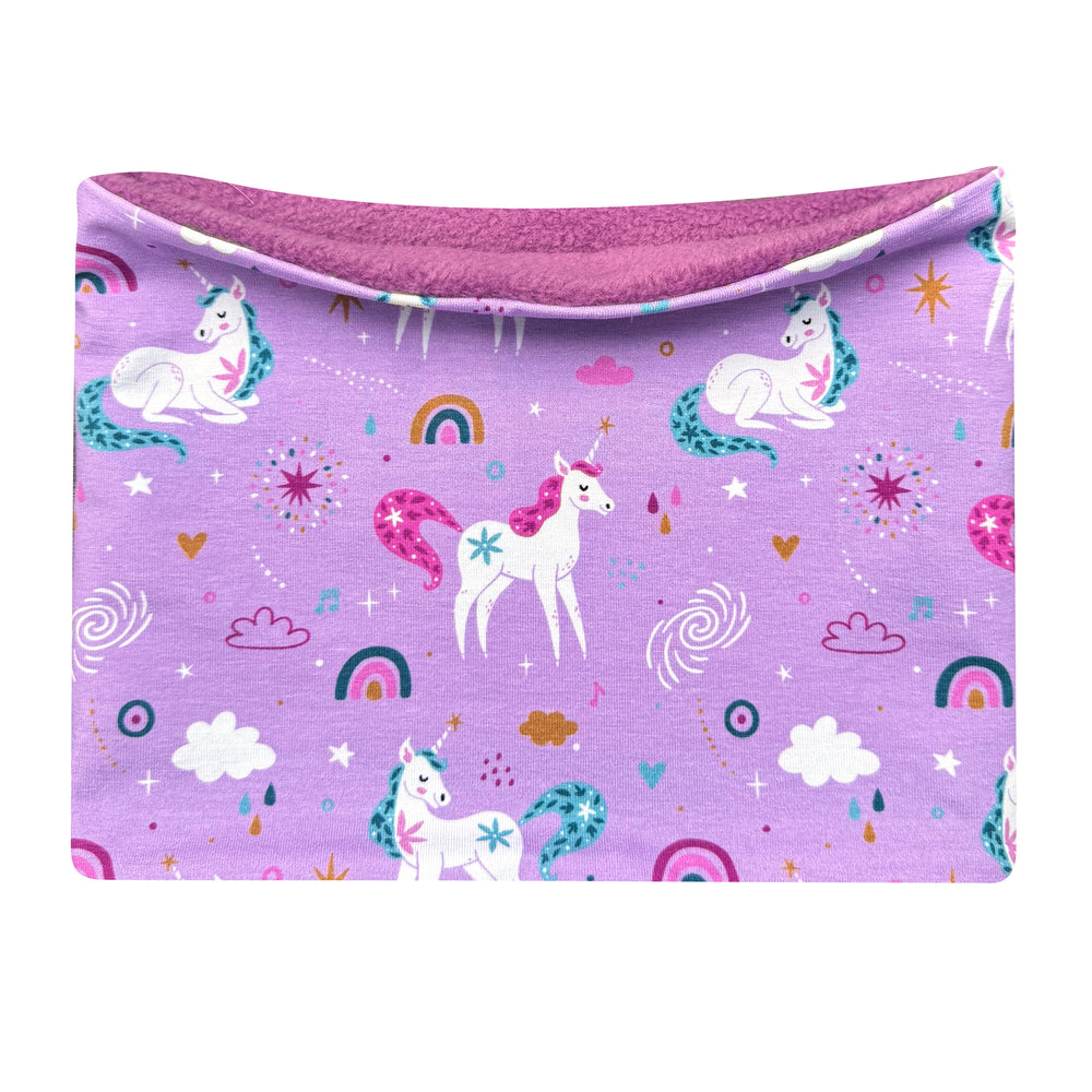 Wollhuhn Kinder Halstuch / Schlupfschal / Loop WARM mit Einhörnern und Regenbogen, fliederfarben, mit kuscheligem Fleece-Innenfutter, ideal für kalte Tage.