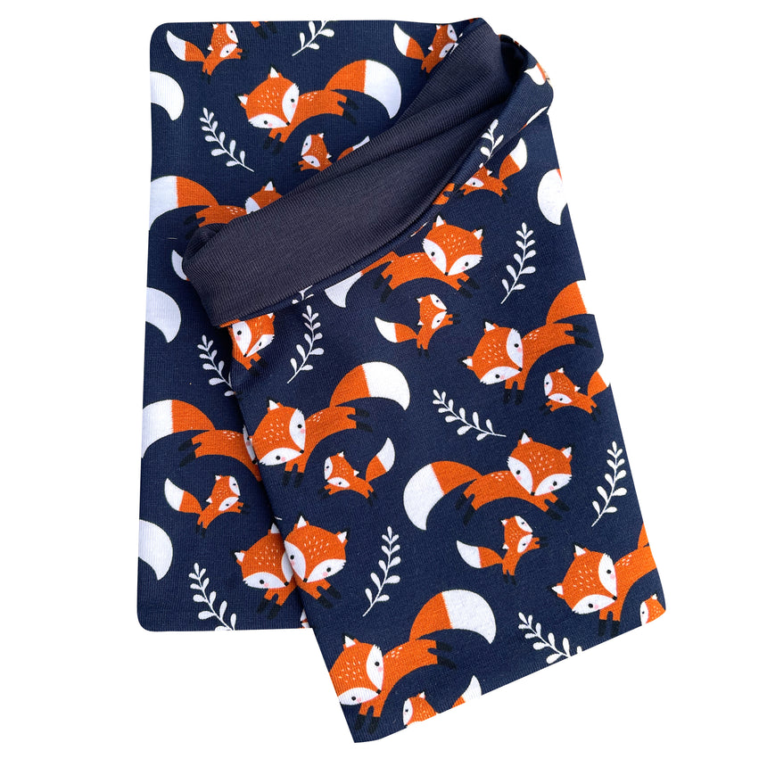 Wollhuhn Leichtes Öko Jersey Halstuch mit Fuchs-Muster, handgemacht, locker und weich, ideal für Kinder in Übergangszeiten. Perfekt für Frühling bis Herbst.