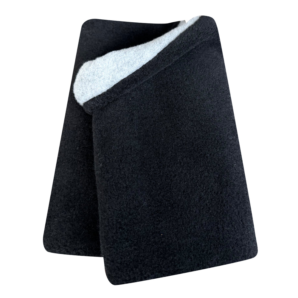 Wollhuhn WINTER Halstuch/Schlupfschal „Unser Wärmster“, doppellagiger Fleece, Schwarz/Hellgrau. Handgenäht, kuschelig, winddicht, ideal für Kinder und Erwachsene.
