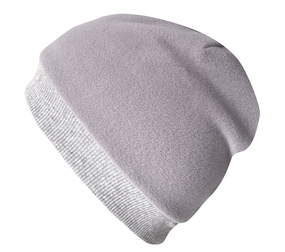Wollhuhn ADD-ON Fleece-Futter für die Dünnen Beanies, Nahaufnahme einer Mütze mit integriertem hellgrauem Fleece-Futter für zusätzlichen Komfort und Wärme.