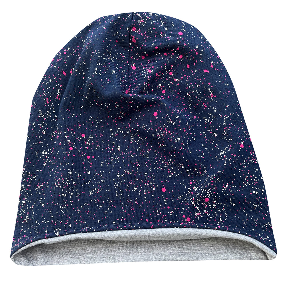 Wollhuhn Öko Long Beanie, Wendemütze: Zweilagig, blau-grau mit rosa Sprenkeln, aus weichem Baumwolljersey. Handgefertigt in Deutschland, ideal für Kinder und Jugendliche.