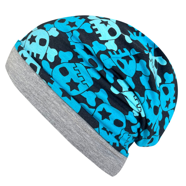 Wollhuhn Öko Long Beanie / Wendemütze, zweilagig, blau-schwarz mit Totenkopf-Muster. Aus weichem Jersey, wendbar, ideal für Kinder, angenehm und formbeständig.