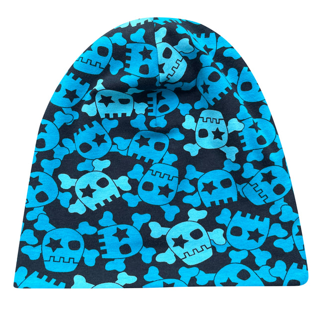 Wollhuhn Öko Long Beanie, Wendemütze mit coolen blauen und schwarzen Totenköpfen. Zweilagig, bequem und formbeständig, ideal für Kinder und Jugendliche.