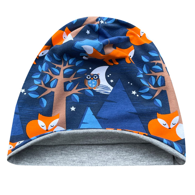 Wollhuhn Öko Long Beanie / Wendemütze mit Fuchs- und Eulenmotiv, zweilagig aus weichem Baumwolljersey, ideal für Kinder, komfortabel und wendbar.