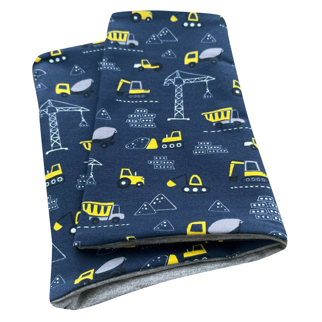 Wollhuhn Leichtes Jersey Halstuch/Schlupfschal mit Bagger-Motiven, handgemacht in Deutschland. Praktisch für Kinder ab einem Jahr, einfach überziehbar und angenehm zu tragen.