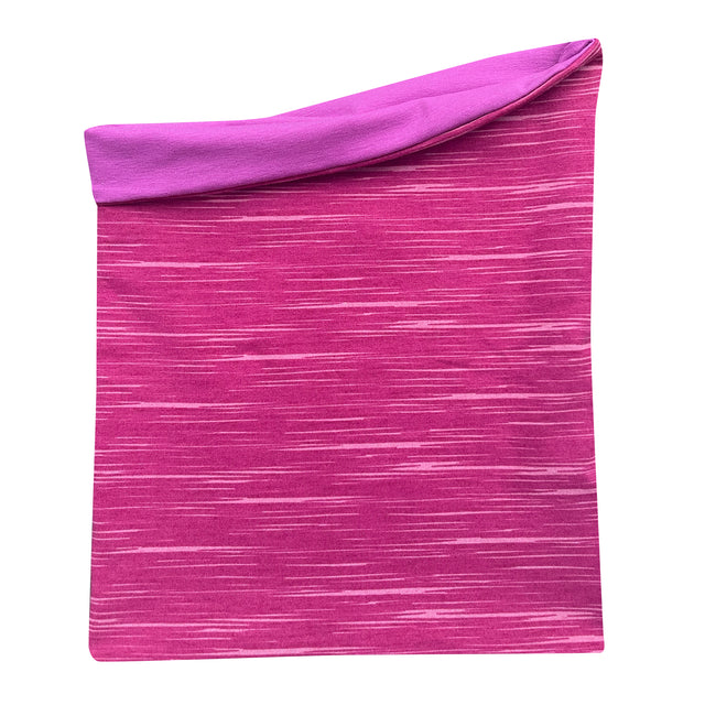 Wollhuhn LONG Loop, Jersey- oder Fleecefutter, Lines Beere; handgemachter, weicher Schal mit pinkem Stoff und lila Rand, ideal für Komfort und Schutz.