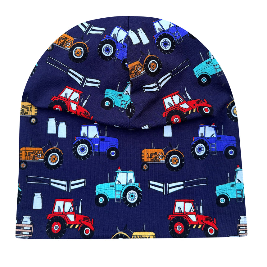Wollhuhn Öko Long Beanie, Wendemütze mit Traktormuster in Dunkelblau. Handgefertigt, zweilagig und bequem für Kinder. Perfekt für ganzjähriges Tragen.