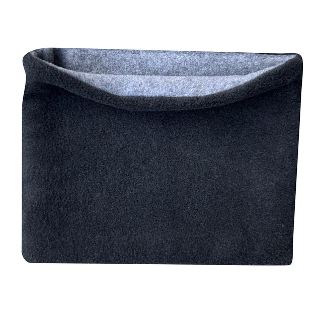 Wollhuhn WINTER Halstuch/Schlupfschal „Unser Wärmster“, doppellagig, aus schwarzem/anthrazit Fleece, ideal für Kinder und Erwachsene, schützt zuverlässig vor Kälte. Handgefertigt in Deutschland.