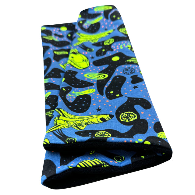 Wollhuhn LONG Loop mit Jersey- oder Fleecefutter, Space Neon Gelb; handgemachter, langer Schal für Komfort und Schutz, geeignet für Kinder und Erwachsene.