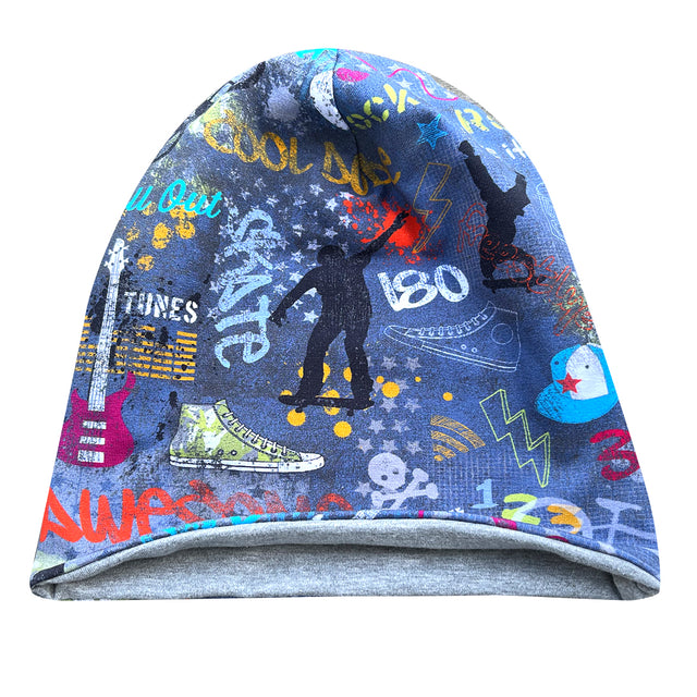 Wollhuhn Öko Long Beanie / Wendemütze, zweilagig, Jeansblau. Bequeme, formbeständige Mütze aus weichem Baumwolljersey, ideal für Kinder, mit tanzendem Silhouetten-Design.